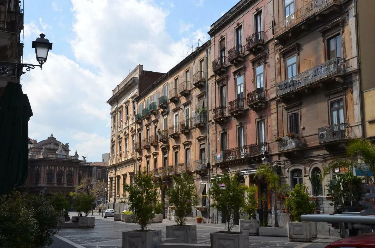 B&B Chapo Catania 0*,  Italy